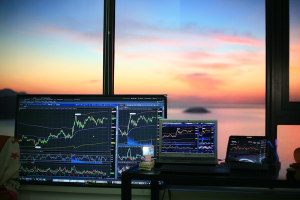Customer support desk representing Exchange No KYC contact channels